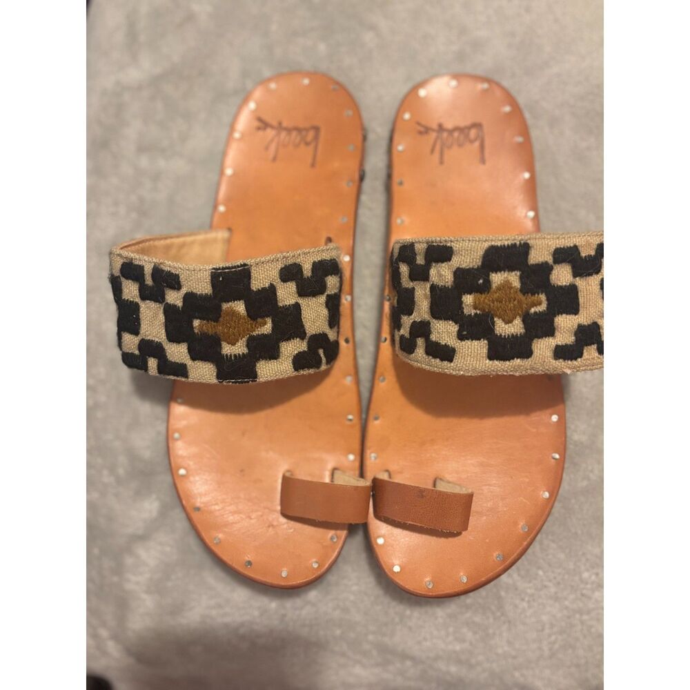 beek Dove Woven Leather Toe Ring Slide Sandals - Size 6